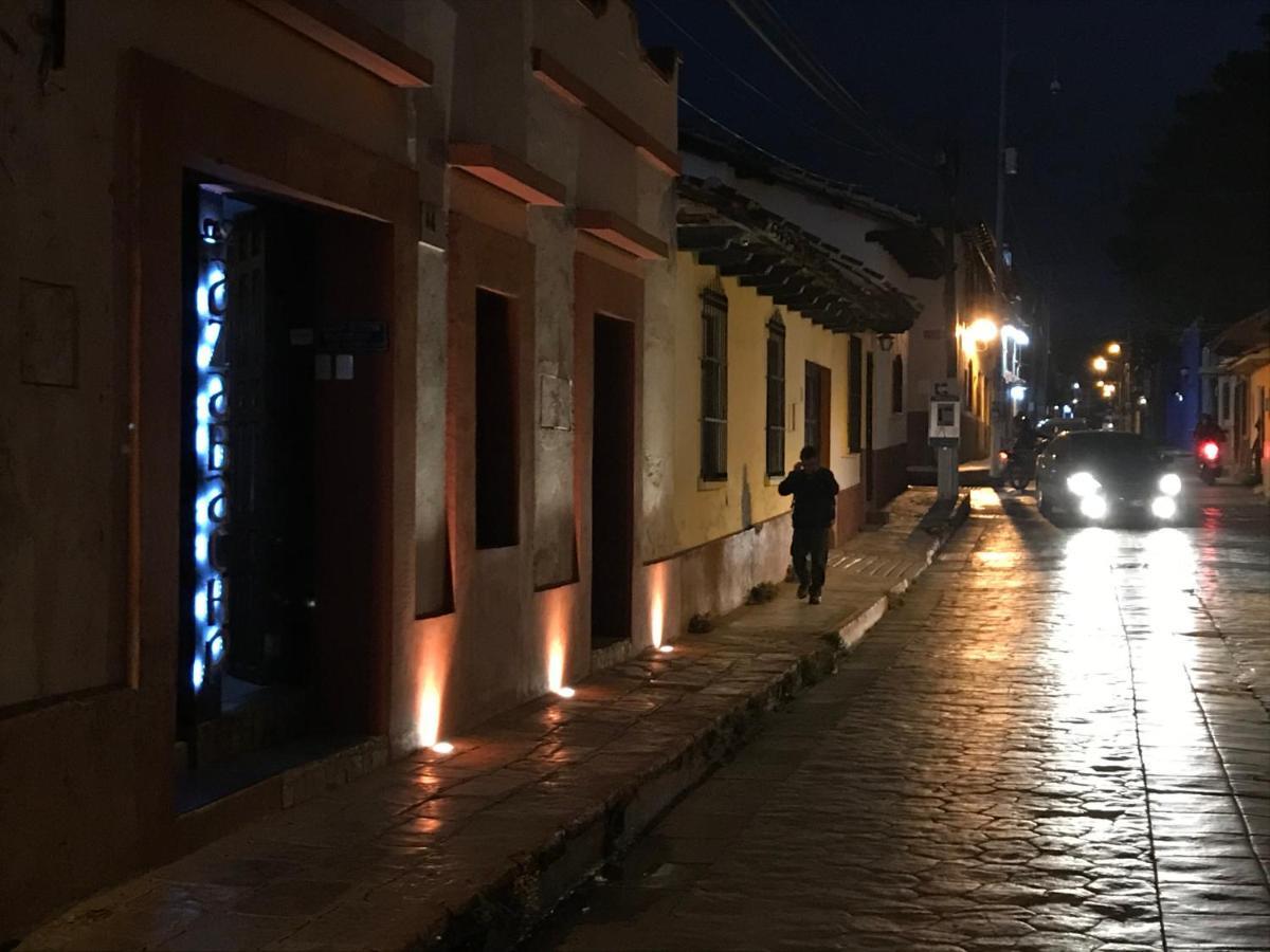 Hotel Casa Azabache San Cristóbal de Las Casas Buitenkant foto